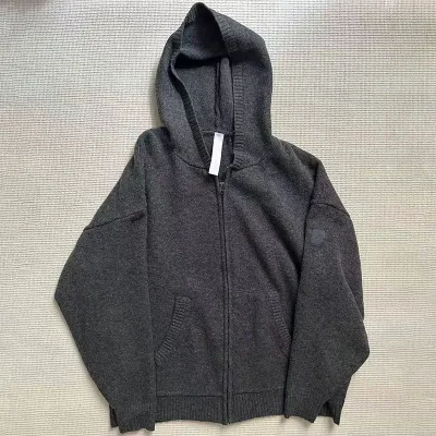 Cardigan à capuche zippé, couleur unie – image 2